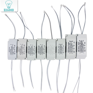 Adattatore di alimentazione del driver LED da 8-120 W. Ingresso del driver della luce a led AC175-265 V Trasformatore di illuminazione non isolante 220 mA