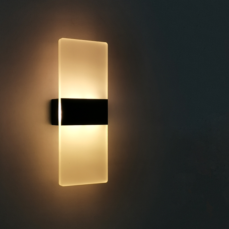 moderna lampada da comodino
