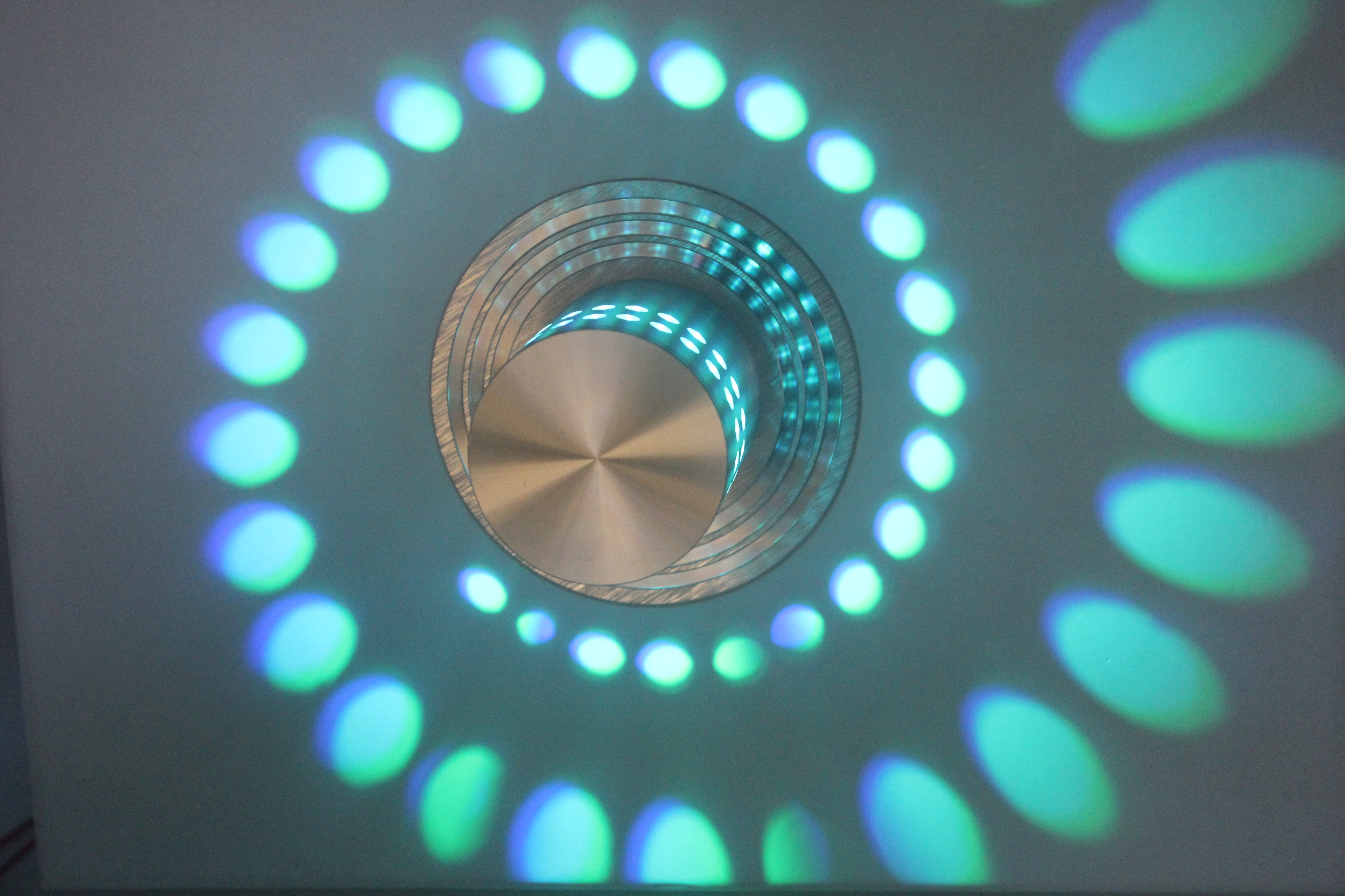 Lampada da parete a soffitto a LED poroso a LED RGB con telecomando Lampada da parete per scale a LED per interni AC85-265 Regalo di Capodanno