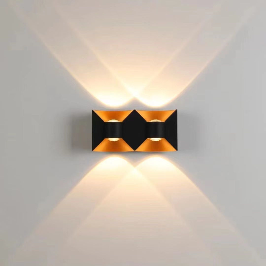 IP65 applique da parete a LED in alluminio RGB per esterni impermeabile recinzione da giardino lampada da parete per interni moda per camera da letto comodino soggiorno scale
