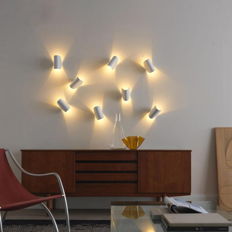 Lampada da parete girevole Lampada da parete moderna a led Lampada da parete minimalista Soggiorno italiano Lampada da parete creativa rotante Art Hotel Lampada da parete da comodino per camera da letto nordica