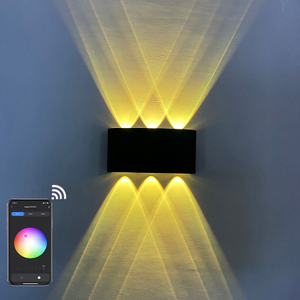 Lampada da parete per esterni Telecomando APP Lampada da parete a LED dimmerabile compatibile con Bluetooth RGB Utilizzato per la decorazione delle vacanze AC85-265V