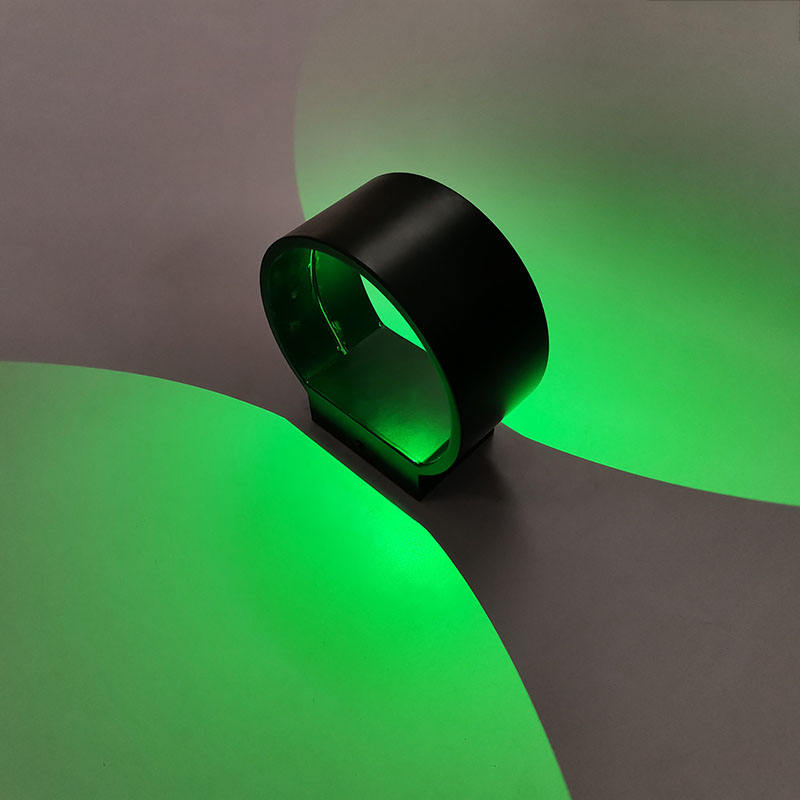 5W bianco caldo / luce fredda Applique da parete circolare per decorare interni illuminare le luci Lampada da parete a LED nera / bianca luce su e giù
