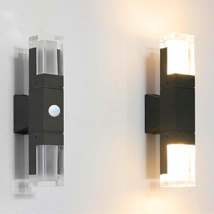 Lampada da parete a led in alluminio per esterni IP65 impermeabile Up Down applique da parete per illuminazione del corridoio del comodino della camera da letto delle scale di casa regolabile