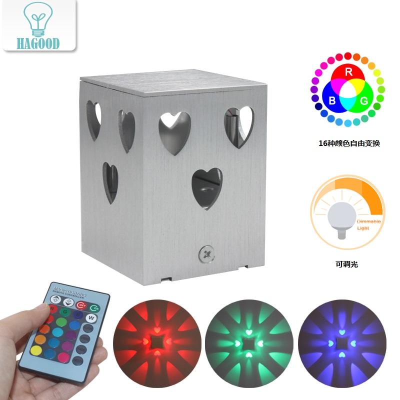 Lampada da parete a LED a forma di cuore Lampada da parete con telecomando Lampada da parete per camera da letto Soggiorno Negozio di barbiere Alta qualità Prezzo economico Alta qualità