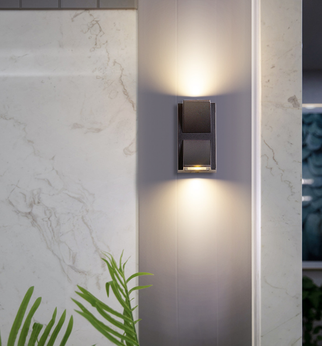 Lampada da parete a LED da 5W 12W Illuminazione per esterni Lampada da parete impermeabile Moderna in alluminio su e giù Lampada da parete a led per esterni Luce da portico per giardino