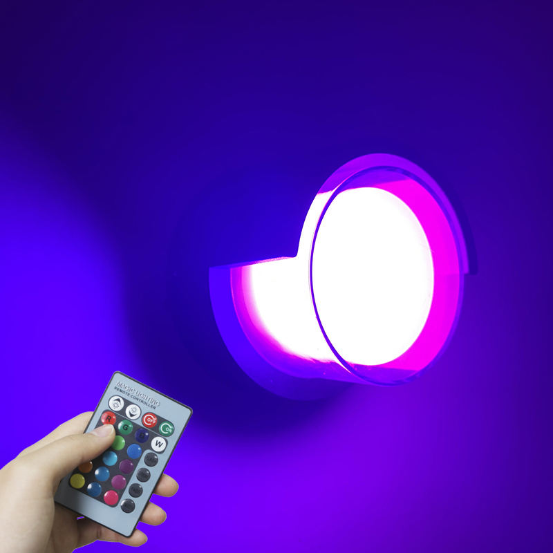 2023 Outdoor Tuya Wifi LED Smart Lampade da parete 10W Cube RGB App Dimmerabile Sconce Giardino impermeabile Alexa Google Home Applique da parete AC85-265V
