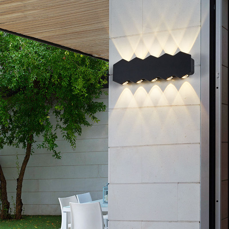 4W 6W 8W 10W New Black Waterproof Outdoor Wall Sconce Up and Down Lights Wall Mounted Made in China Led Light Up And Down