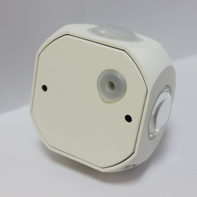 Lampada da parete a LED da 12W Lampada da parete per esterno impermeabile IP65 Portico Lampada da parete per balcone Lampada da parete per decorazione terrazza