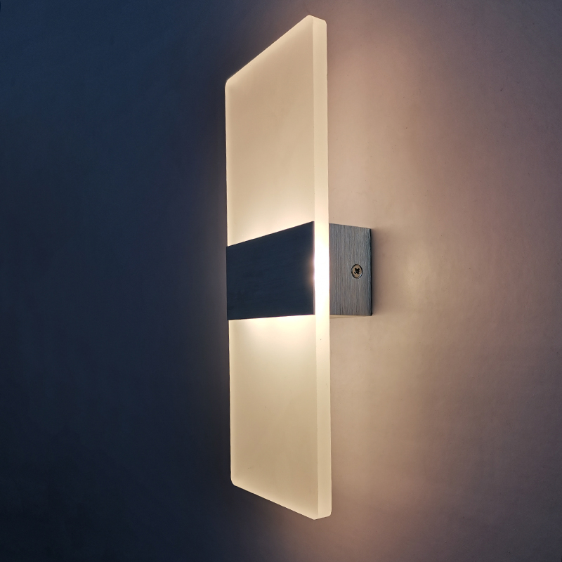 moderna lampada da comodino