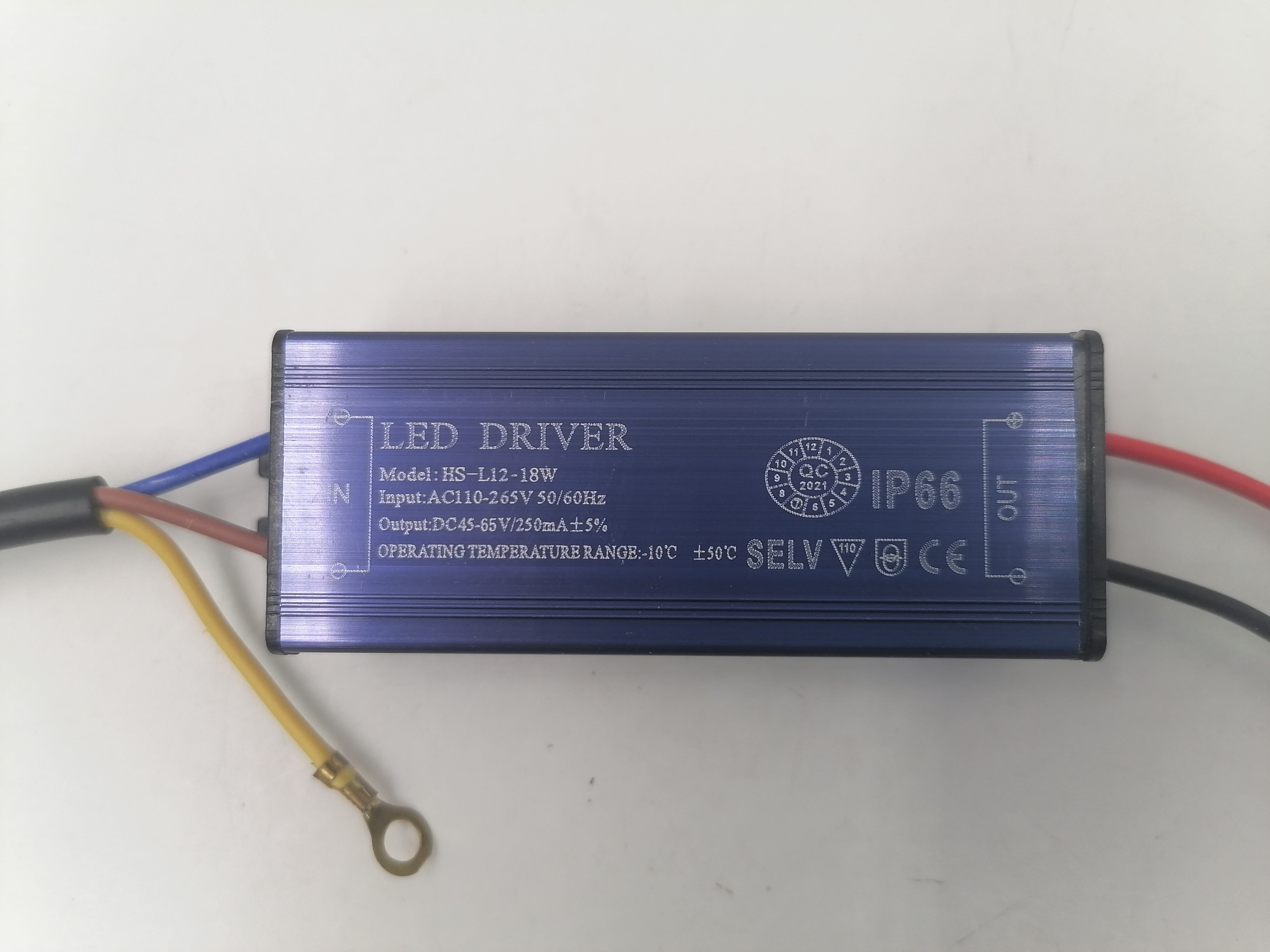 Driver 1-3W / 4-7W / 8-12w / 13-18w / 18-24w Driver in materiale metallico impermeabile IP65 Certificazione CE ROHS