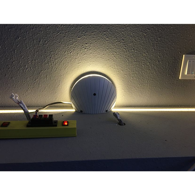 Lampada moderna a LED Lampada da parete impermeabile per davanzale e luce notturna per esterni di alta qualità