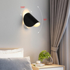 Lampada da parete girevole Lampada da parete moderna a led Lampada da parete minimalista Soggiorno italiano Lampada da parete creativa rotante Art Hotel Lampada da parete da comodino per camera da letto nordica