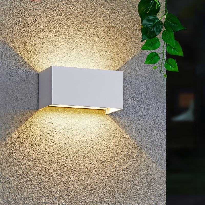 IP65 Impermeabile 12W 20W Lampada da parete a Led per esterni per interni Lampada da parete regolabile in alluminio AC85 ~ 265V Applique per portico a led