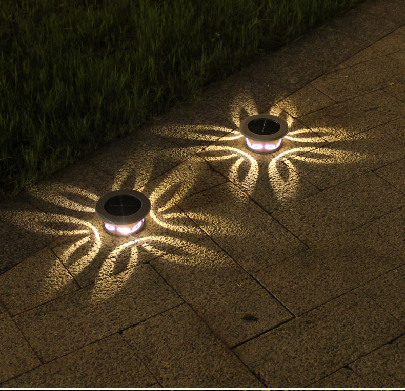 Luci da giardino Luce solare a LED RGB per esterni che cambia colore Lampada da prato a percorso solare per l'illuminazione del paesaggio della decorazione del giardino