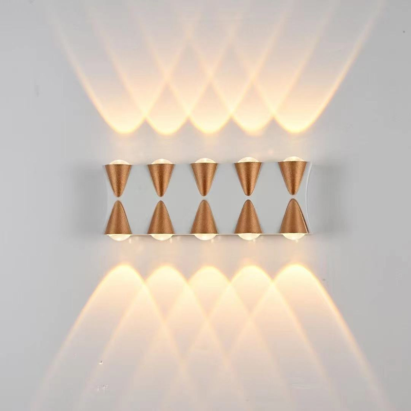 Lampada da parete da giardino a LED impermeabile IP65 Applique decorativa per interni ed esterni
