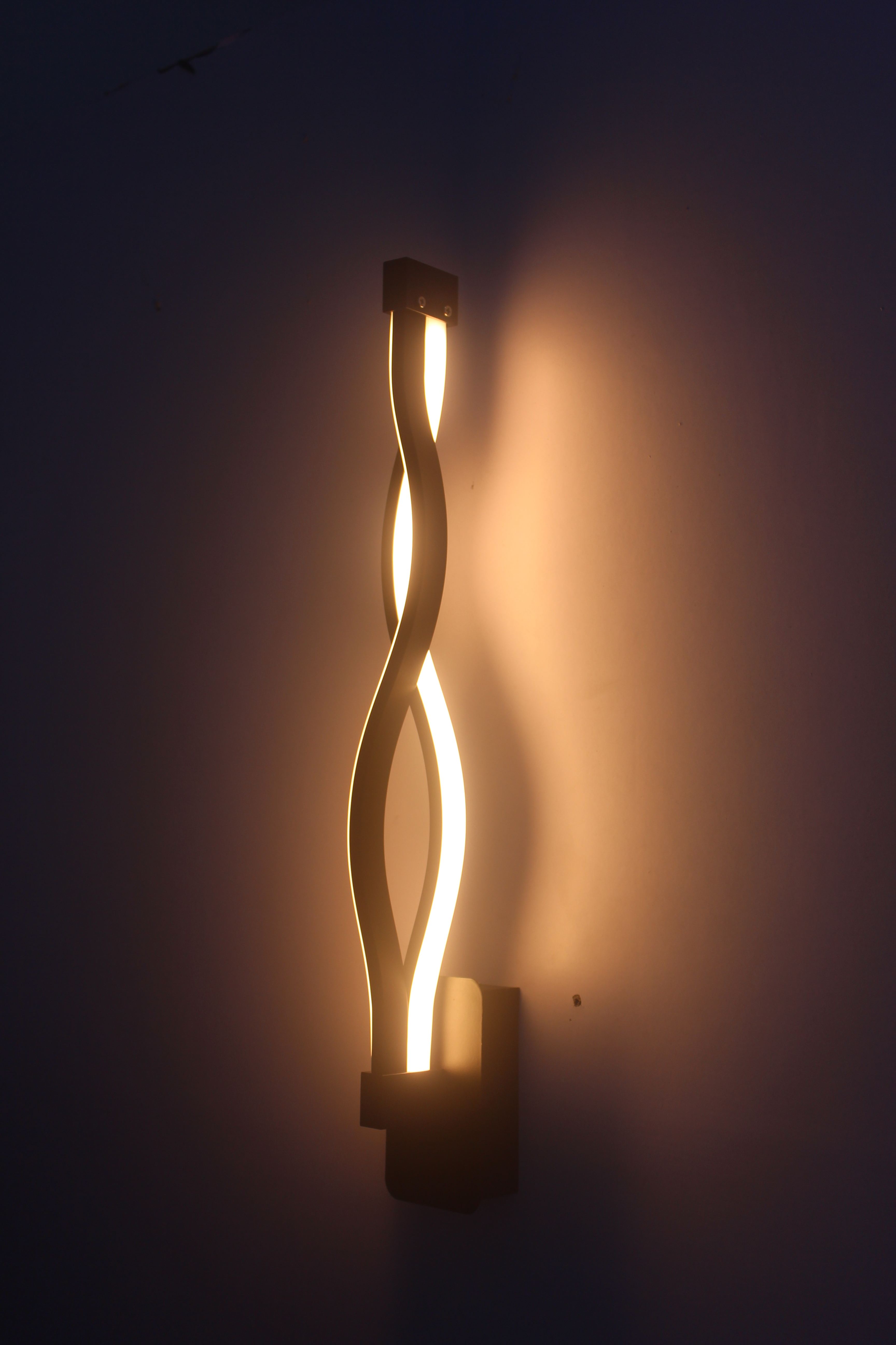 Lampada da parete a onde lunghe LED 16W Illuminazione da comodino in alluminio per lampada da interno per corridoio scale per hotel