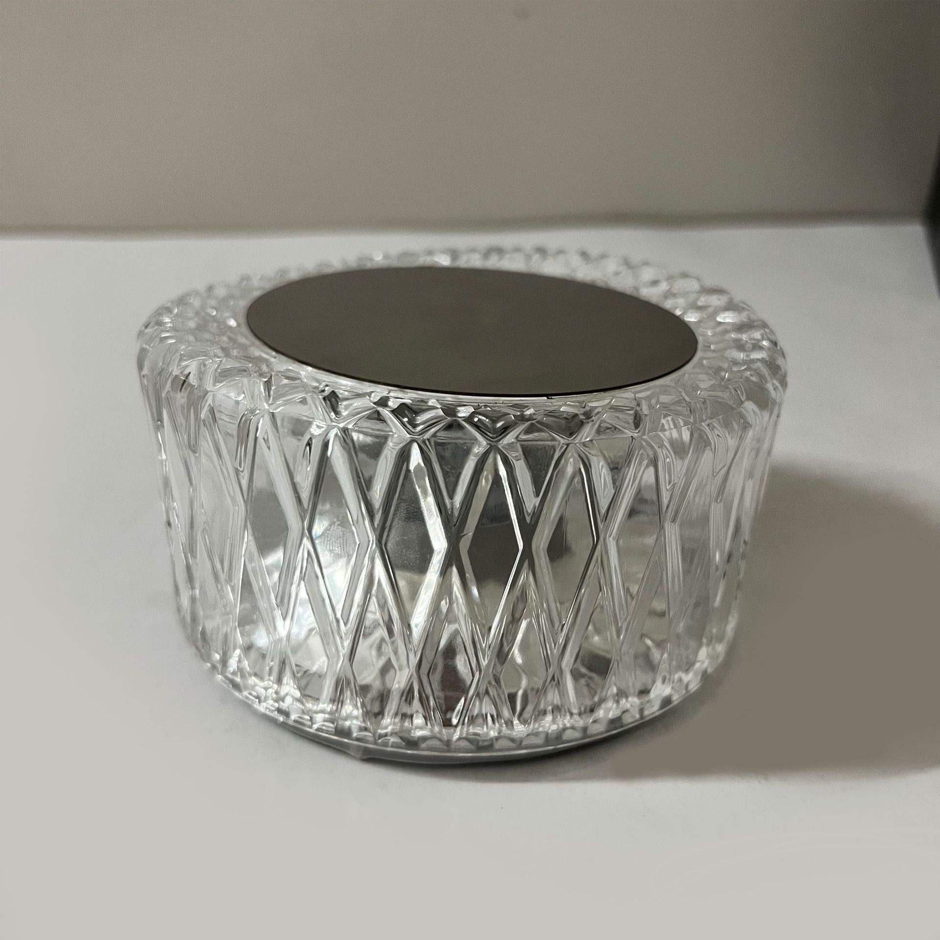 Lampada da tavolo in cristallo rosa Camera da letto Ricarica USB Comodino Luce notturna romantica Lampada da tavolo Touch Control Petalo Atmosfera Stoviglie Interni multicolore