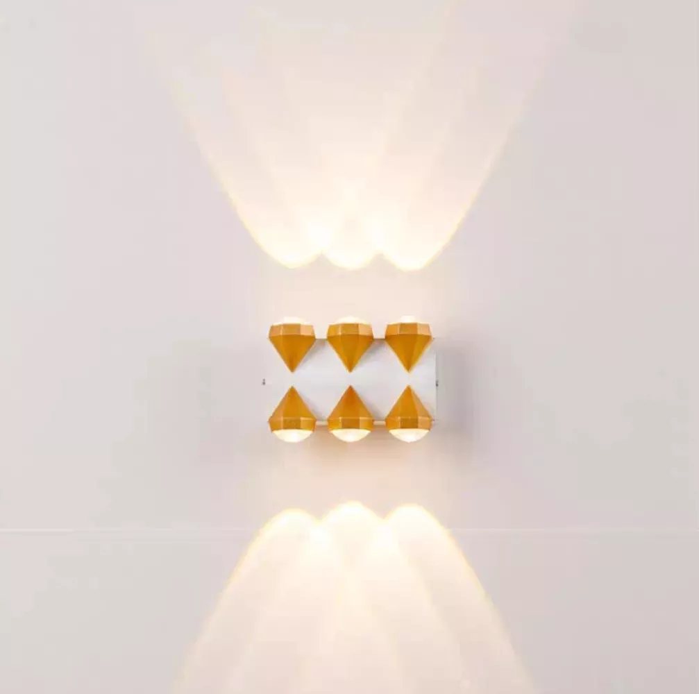 Nuovo stile su e giù per la luce notturna impermeabile Lampada da parete a LED IP65 85-265V Applique da parete
