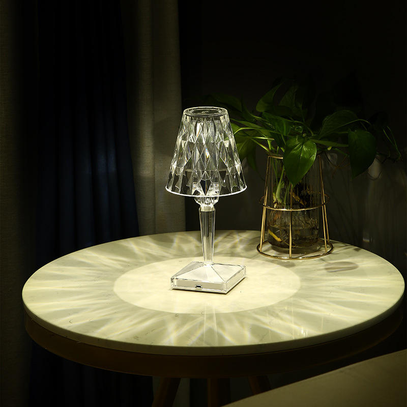 Comodino LED Touch Control Night Light Lampada da tavolo moderna in cristallo LED Rose Lights Illuminazione per interni Lampada da scrivania a LED