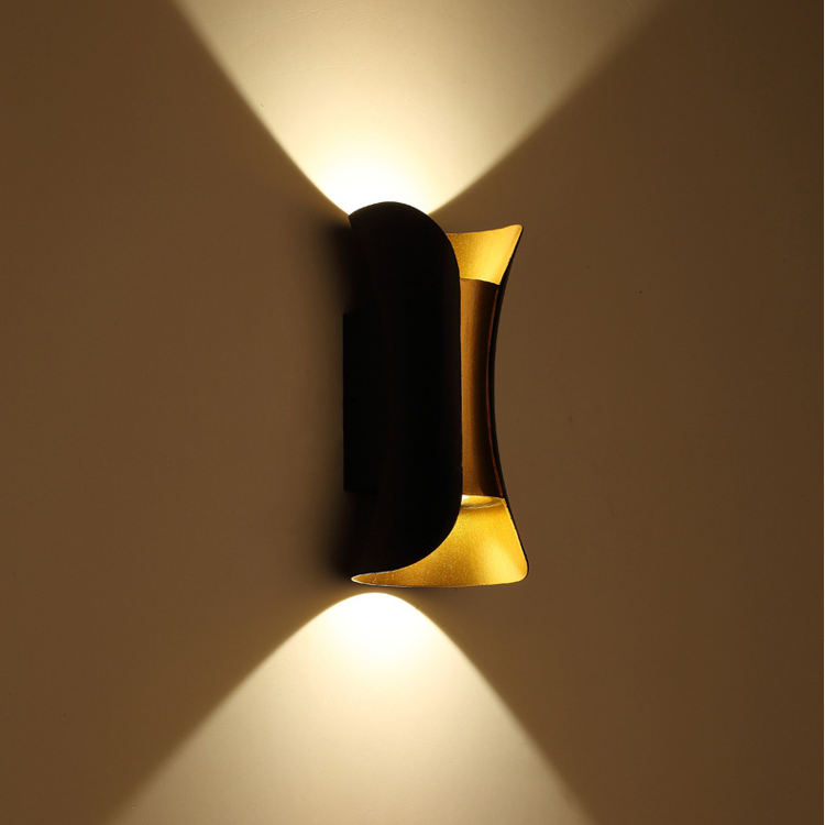Lampada da parete da giardino COB IP65 Lampada da parete a LED da esterno impermeabile da 10 W. Decorazione