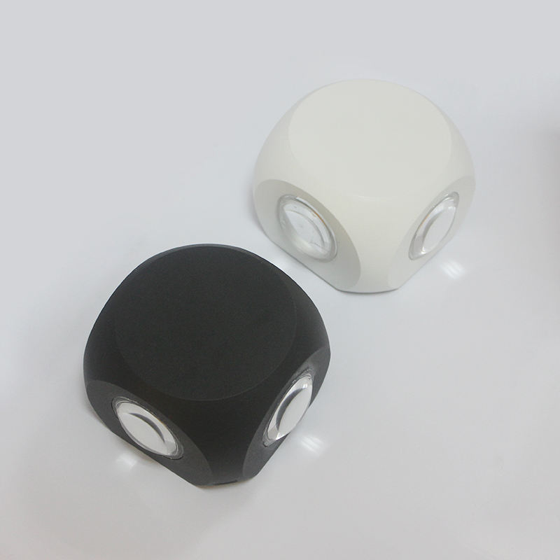 Lampada da parete a LED da 12W Lampada da parete per esterno impermeabile IP65 Portico Lampada da parete per balcone Lampada da parete per decorazione terrazza