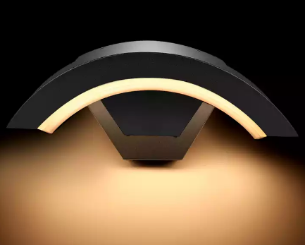 Lampada da parete per esterni a LED Lampada da cortile a forma di ventaglio Lampada da parete impermeabile 18W Illuminazione a LED Applique da parete in alluminio Applique da esterno