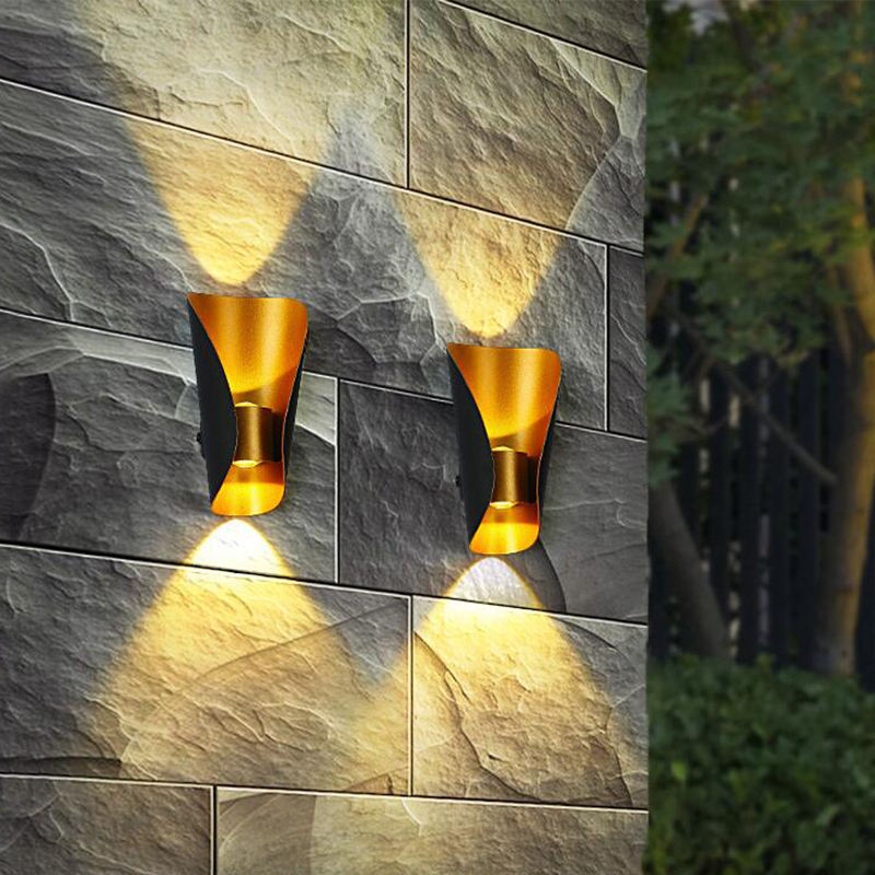 Lampada decorativa a led di piccole dimensioni Lampada da parete a forma di barca su e giù luce moderna per interni ed esterni