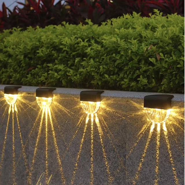 Luce calda + colore RGB LED Lampada solare Percorso Scale Energia solare Balcone Luci da giardino per esterni Lampada solare a luce solare