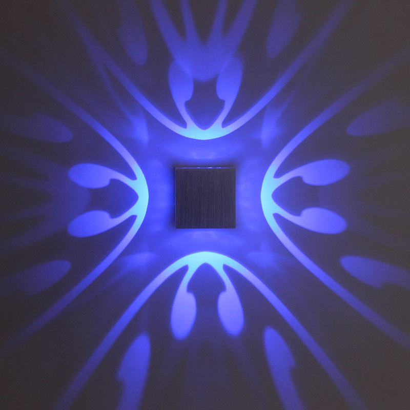 2023 Lampada a LED RGB di alta qualità Lampada da parete a farfalla a quattro lati e luce notturna per interni con prezzo di fabbrica
