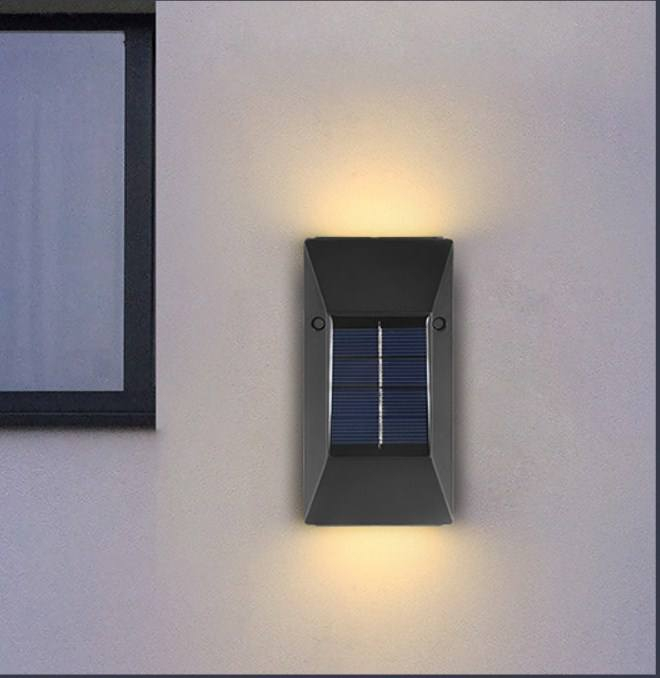 Prodotto più recente Abs Indoor Hotel Decorative Light Outdoor Ip65 Lampada da parete a led solare impermeabile pannello solare Led Street Light
