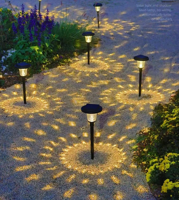 Luce solare da giardino Lampada ad energia solare Illuminazione paesaggistica Impermeabile IP65 Percorso Cortile Decorazione prato LED per esterni