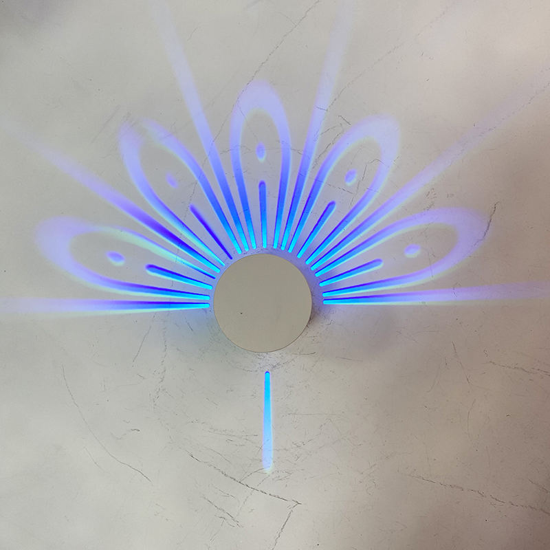 Creative Peacock Projection Lamp Remote Touch RGB Colorful Led Background Night Light Animal Wall Light Home Deco per camera da letto