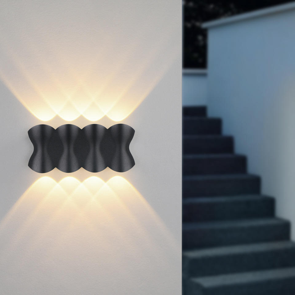 Lampada da parete a LED moderna impermeabile da esterno 12W IP65 Alluminio SU E GIÙ Lampada da parete da giardino Portico Sconce Decorazione Luce 110V 220V