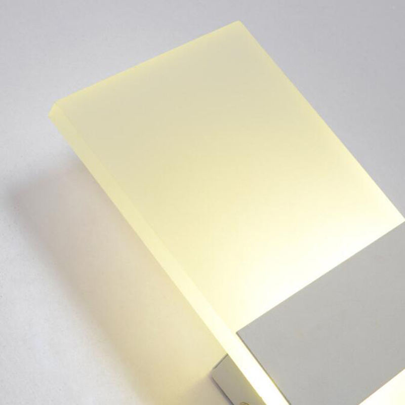 L'acrilico dell'interno moderno della lampada a bacchetta acrilica del LED accende la luce fissata al muro 6W del riparo del LED di CA 85-265V per le camere di albergo facendo uso della fase