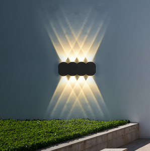 Lampada da parete moderna impermeabile esterna 4W LED IP65 alluminio su e giù applique da parete da giardino portico applique decorazione luce 110V 220V