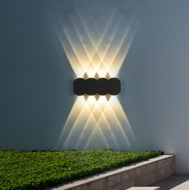 Lampada da parete moderna impermeabile esterna 4W LED IP65 alluminio su e giù applique da parete da giardino portico applique decorazione luce 110V 220V