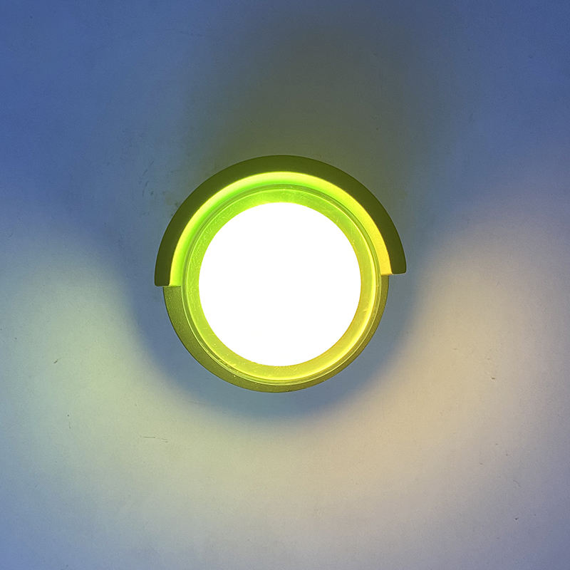 2023 Outdoor Tuya Wifi LED Smart Lampade da parete 10W Cube RGB App Dimmerabile Sconce Giardino impermeabile Alexa Google Home Applique da parete AC85-265V