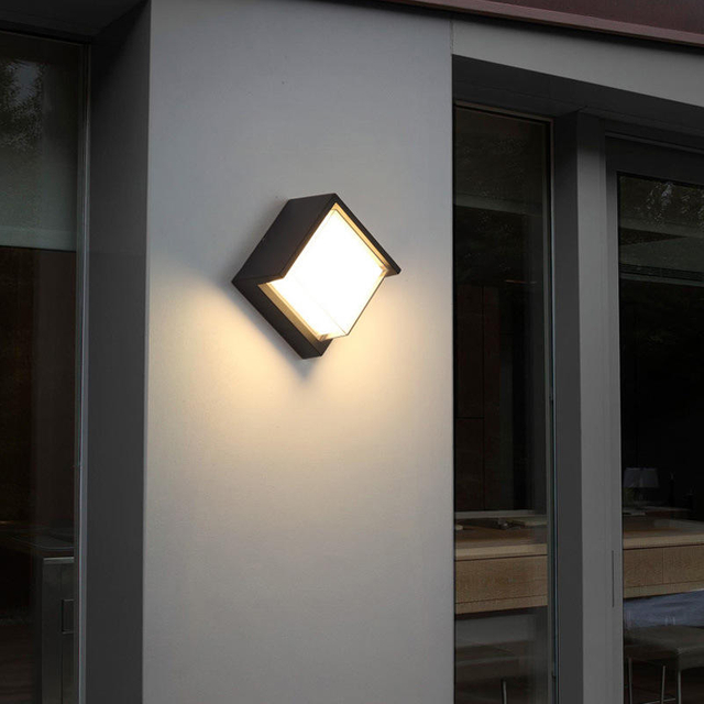 Nuova applique da parete impermeabile in acrilico Lampada da parete moderna a LED in alluminio Lampada da parete impermeabile per esterni da giardino