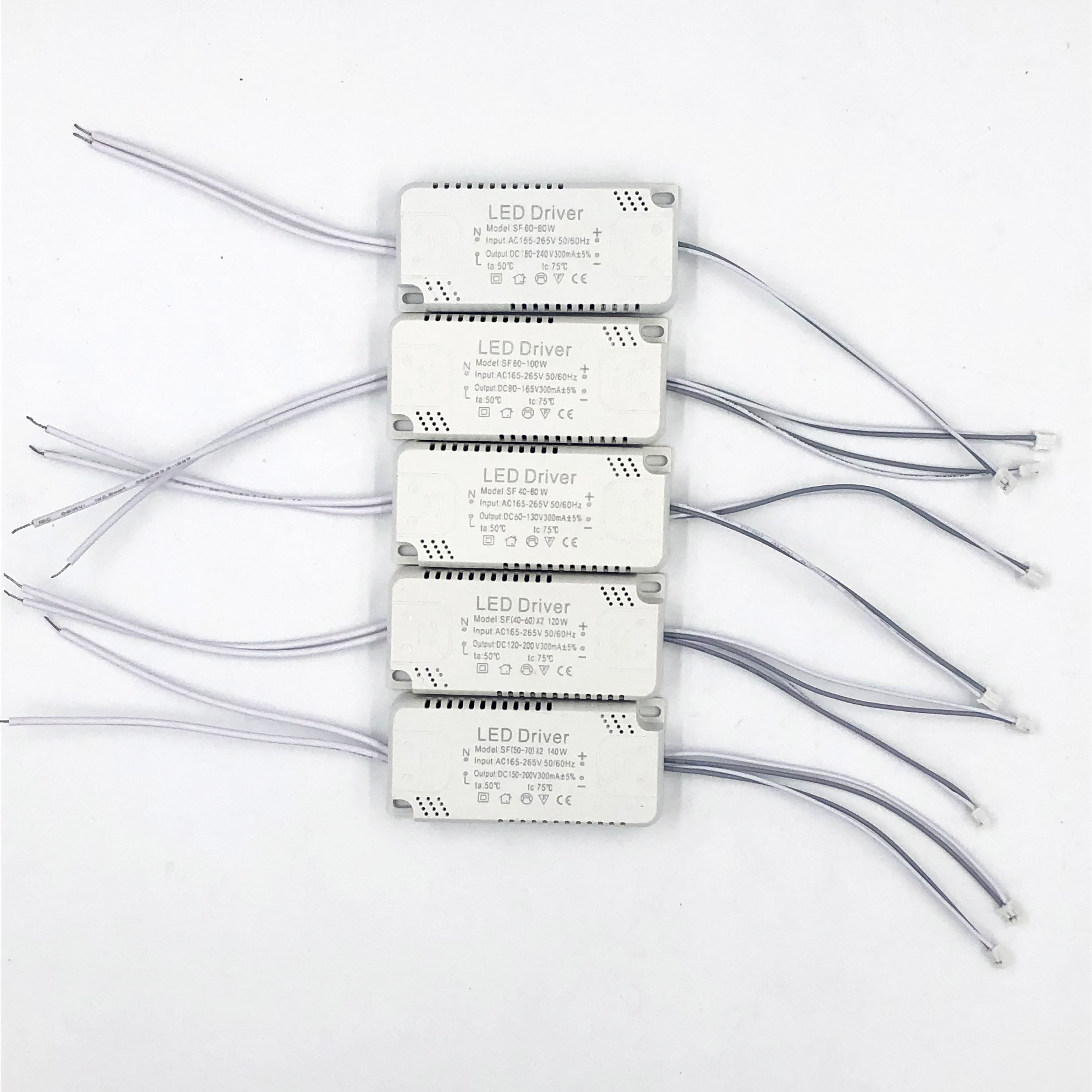 Adattatore di alimentazione del driver LED da 8-120 W per lampadina di ricambio per plafoniera del trasformatore non isolante AC220V 