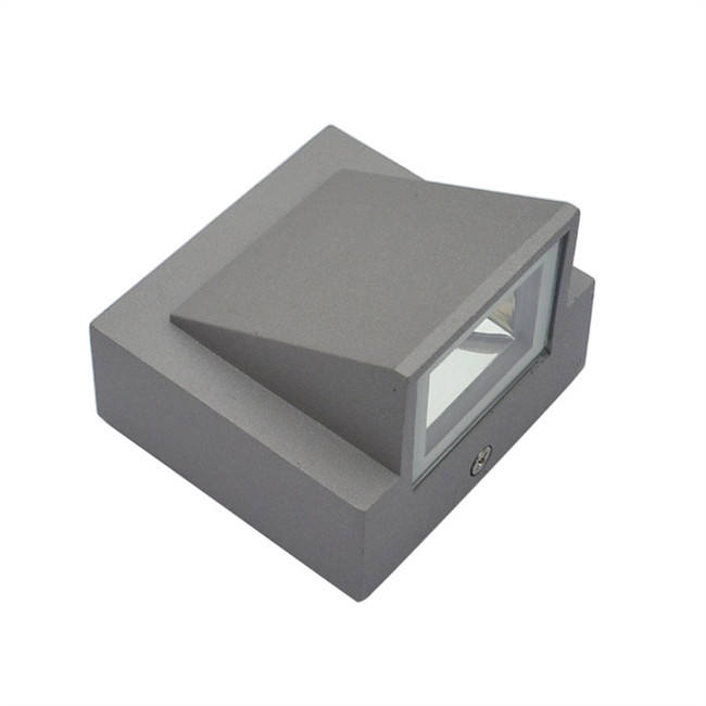 Illuminazione per esterni Lampada da parete impermeabile Moderna in alluminio Up Down Lampada da parete a led per esterni Luce per portico da giardino