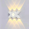 Illuminazione a led da parete per esterno Applique da esterno moderne a led Lampada personalizzabile privatamente