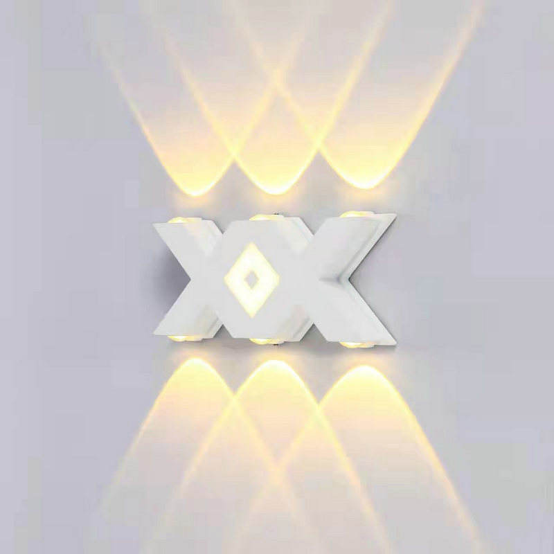Illuminazione a led da parete per esterno Applique da esterno moderne a led Lampada personalizzabile privatamente