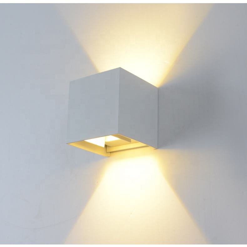 Wandlamp regolabile IP65 impermeabile per interni ed esterni cubo LED lampada da parete soggiorno camera da letto in alluminio su e giù per giardino portico luce