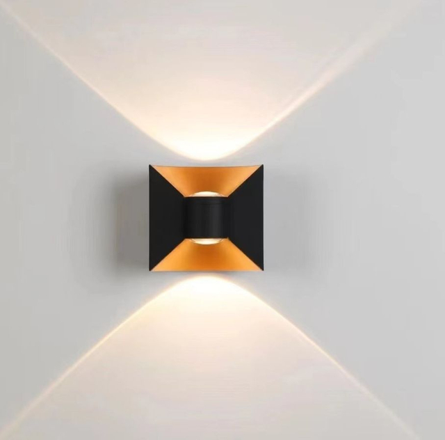 Decora le luci da parete per esterni in alluminio da giardino moderno e contemporaneo Up Down Lampade da parete a LED GU10 a 360 gradi