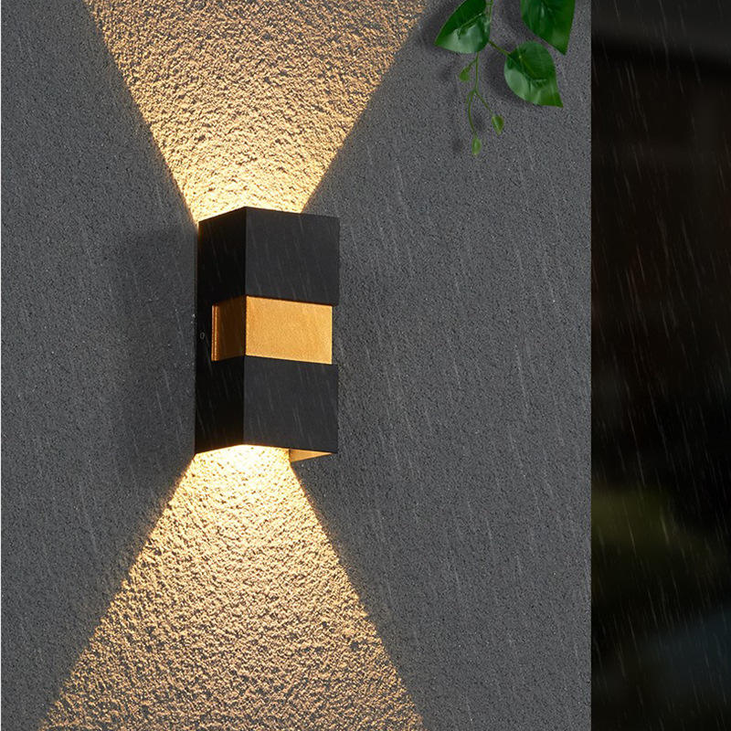 2023 Lampada da parete per esterni impermeabile Lampada da parete lunga a LED IP65 Luce in alluminio Giardino Villa Portico Sconce Light 110V 220V Sconce Apparecchio