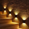 Luce notturna solare Lampada da parete per esterni da giardino Luce impermeabile 2LED Illuminazione su e giù Illuminazione decorativa per esterni Giardino Terrazza Balcone