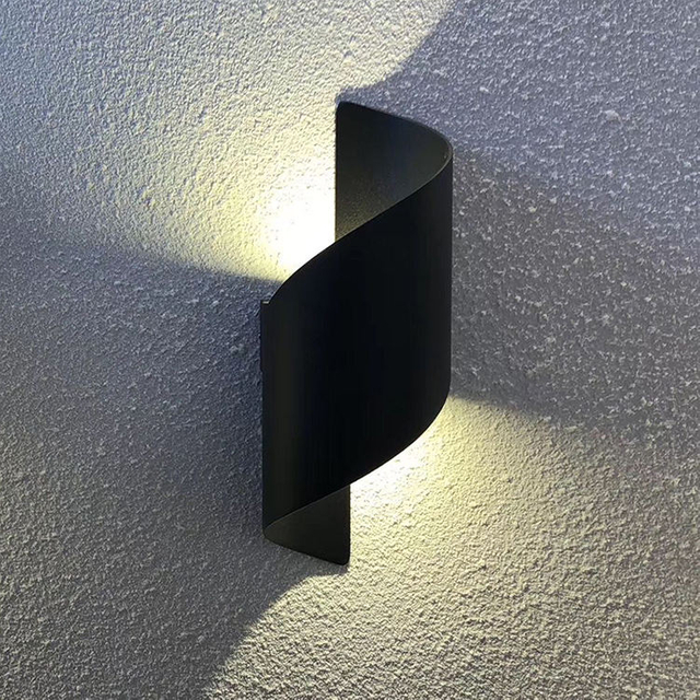 Lampada da parete 12W Led Mirror Sconce per illuminazione domestica Decorazione Comodino da giardino fantasiose luci notturne Su e giù Illuminazione elettronica