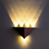 Rifornimento di fabbrica Lampada da parete a LED grande triangolo 5W corridoio in alluminio luce KTV camera da letto soggiorno sfondo decorazione della parete lampada