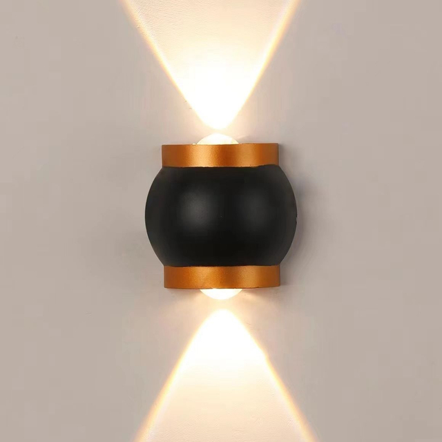 Decorazioni per la casa 6W 12W Lampada da parete a LED per interni Lampada da parete a due teste in alluminio impermeabile per esterni per giardino Portico Camera da letto Luci per scale
